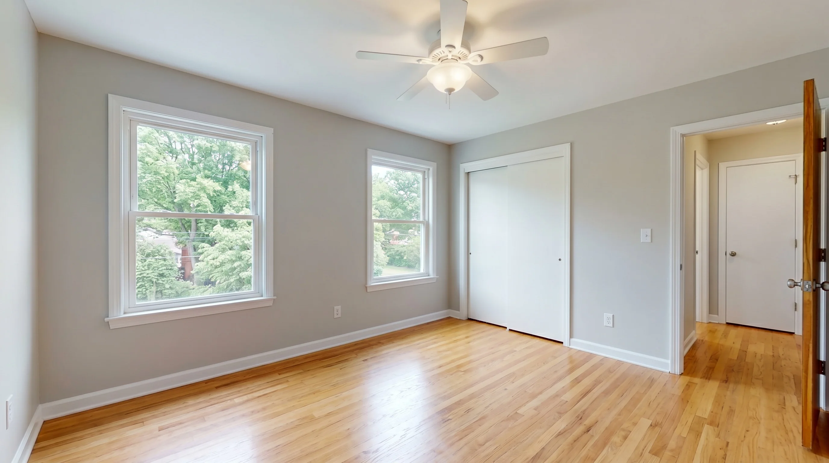 Suburban Master Bedroom - empty room